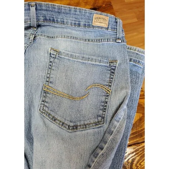 3 Women Levi Strauss Signature Mid Rise Boot Cut 31W 30L - Picture 6 of 9